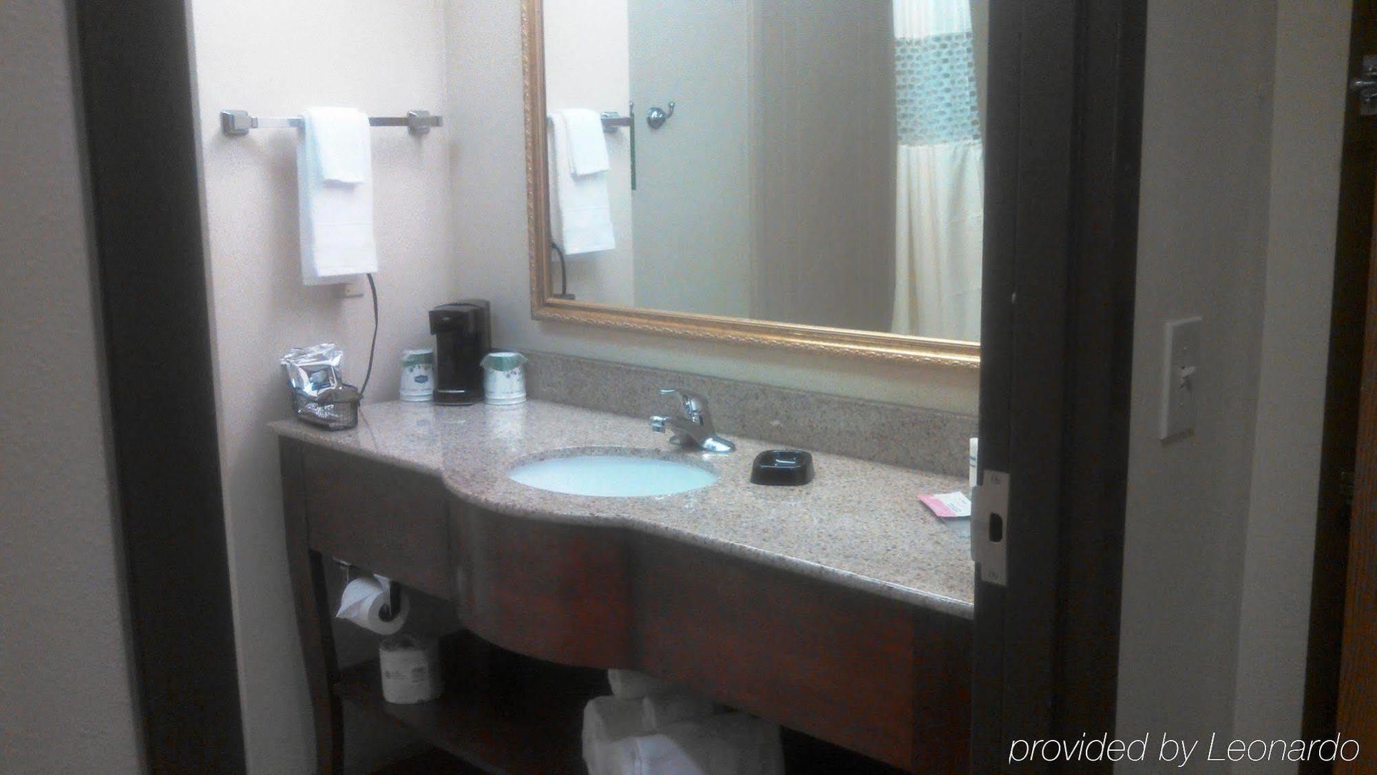 Hampton Inn Грийнууд Екстериор снимка